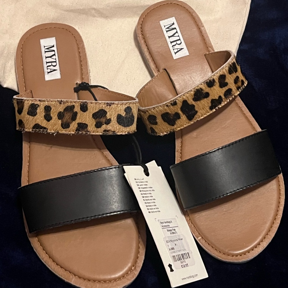 Myra sandals